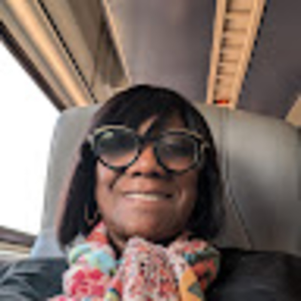 Meet your Posher, Andrea